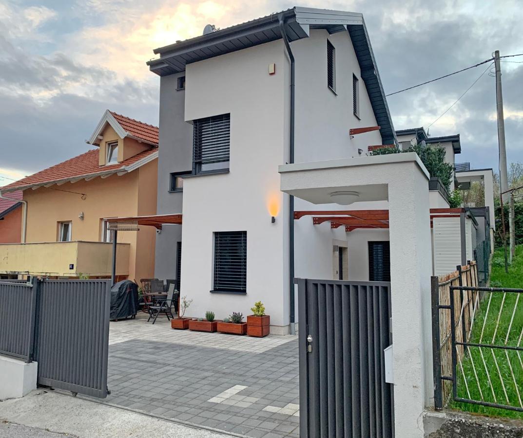 Apartment Maksimir Yard زغرب المظهر الخارجي الصورة